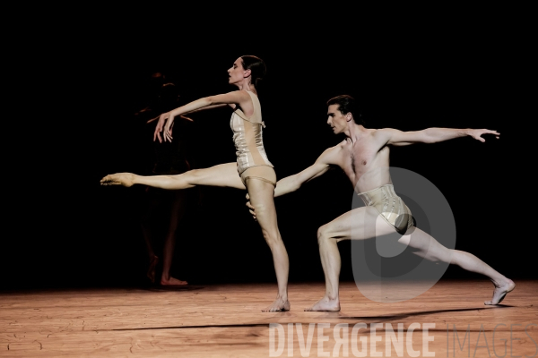 Petite mort / Jirí Kylián / Ballet de l   Opéra national de Paris