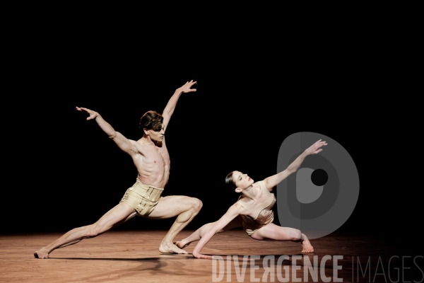Petite mort / Jirí Kylián / Ballet de l   Opéra national de Paris