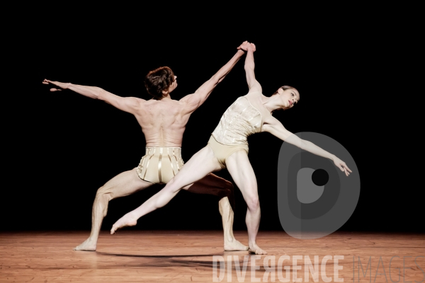 Petite mort / Jirí Kylián / Ballet de l   Opéra national de Paris