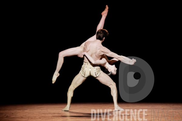 Petite mort / Jirí Kylián / Ballet de l   Opéra national de Paris