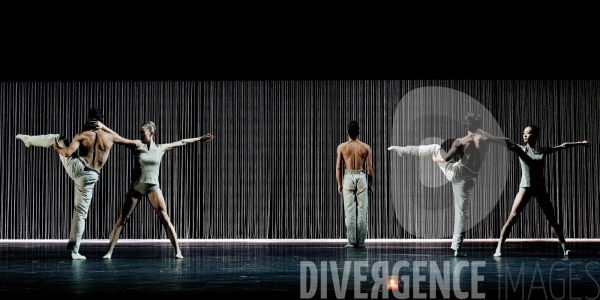 Gods and dogs / Jirí Kylián / Ballet de l   Opéra national de Paris