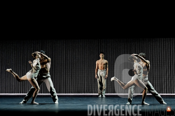 Gods and dogs / Jirí Kylián / Ballet de l   Opéra national de Paris