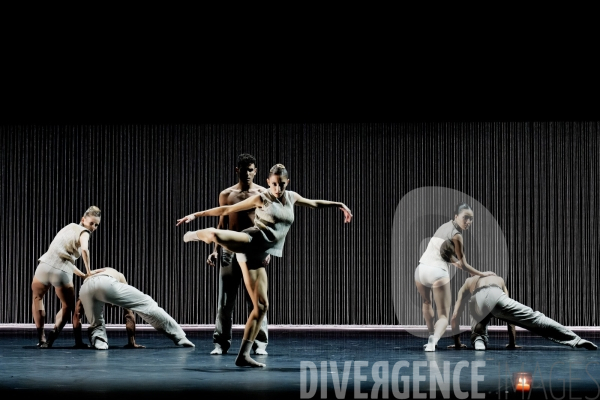 Gods and dogs / Jirí Kylián / Ballet de l   Opéra national de Paris