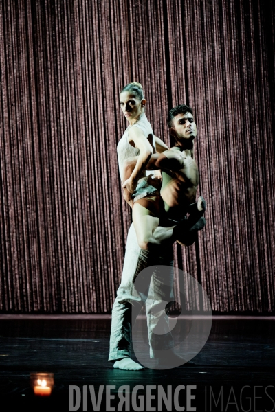 Gods and dogs / Jirí Kylián / Ballet de l   Opéra national de Paris