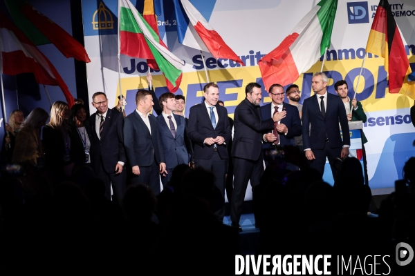 Free europe -  les chefs de partis d extreme droite a florence