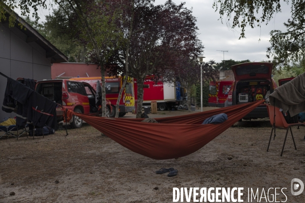 Hébergement des pompiers dans une école - Incendies Gironde