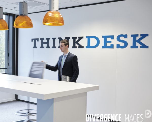 Siege social d’IBM France, espace de travail ou Think Desk.