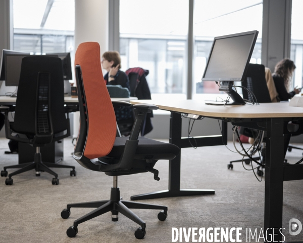 Siege social d’Orange, une place libre en flex office 