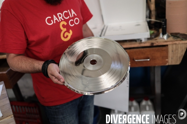 GARCIA & CO presseurs de disques vinyles 