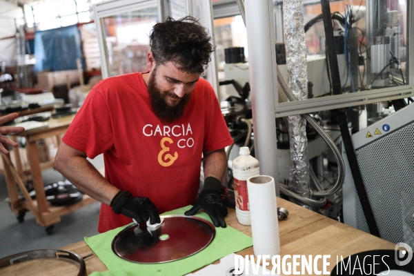 GARCIA & CO presseurs de disques vinyles 