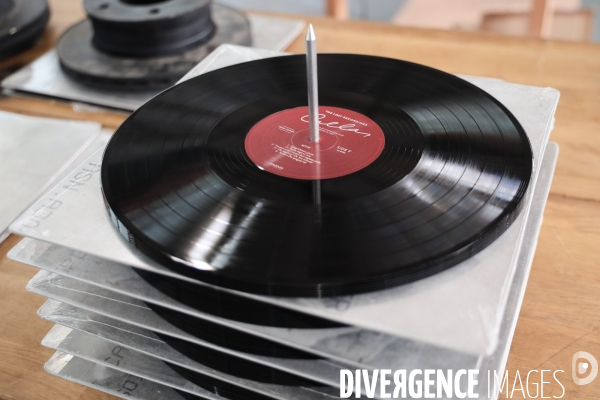 GARCIA & CO presseurs de disques vinyles 