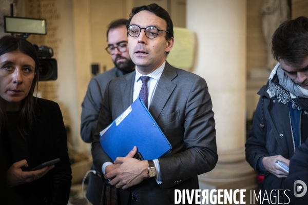 CMP et questions au gouvernement, assemblée nationale