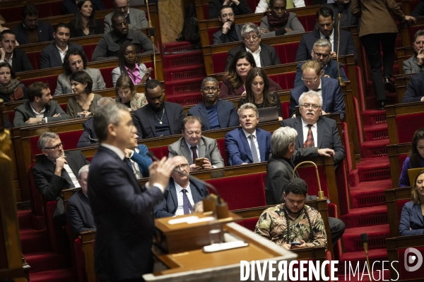 Adoption du texte sur l’immigration