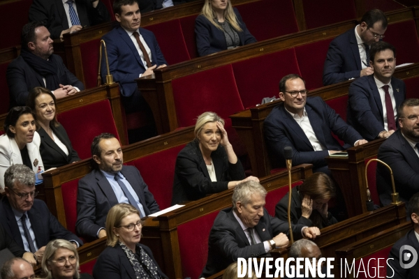 Adoption du texte sur l’immigration