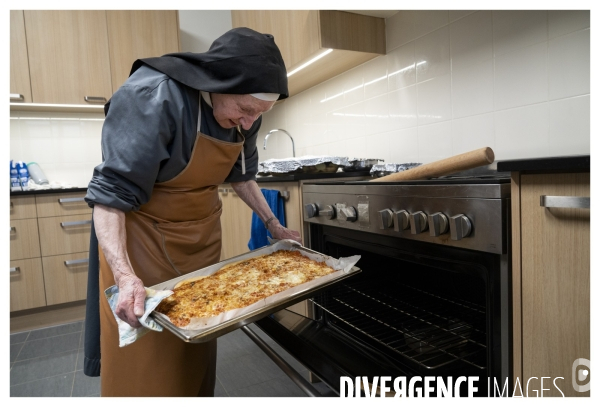 Servantes des pauvres - angers