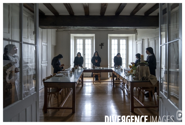 Servantes des pauvres - angers
