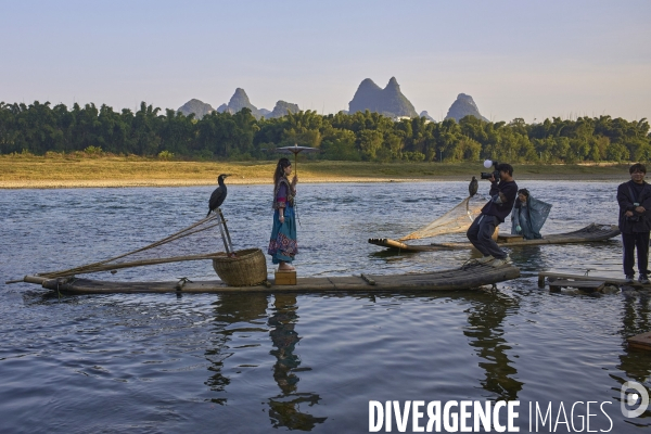 Guilin, des touristes chez les minorités.