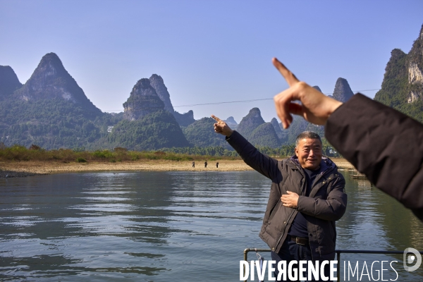 Guilin, des touristes chez les minorités.