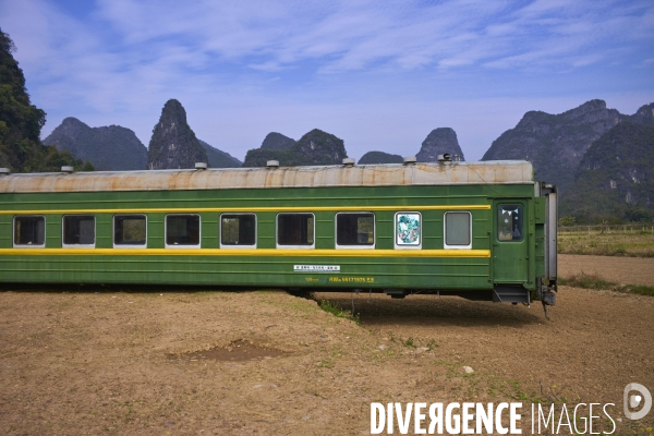 Guilin, des touristes chez les minorités.