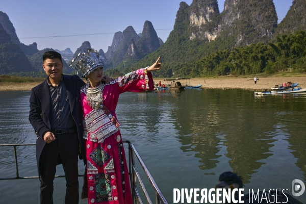 Guilin, des touristes chez les minorités.