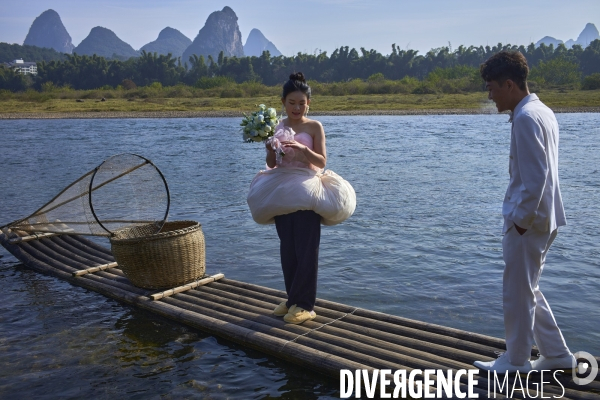 Guilin, des touristes chez les minorités.