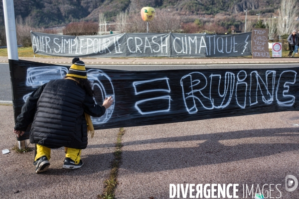 Rassemblement contre les JO 2030