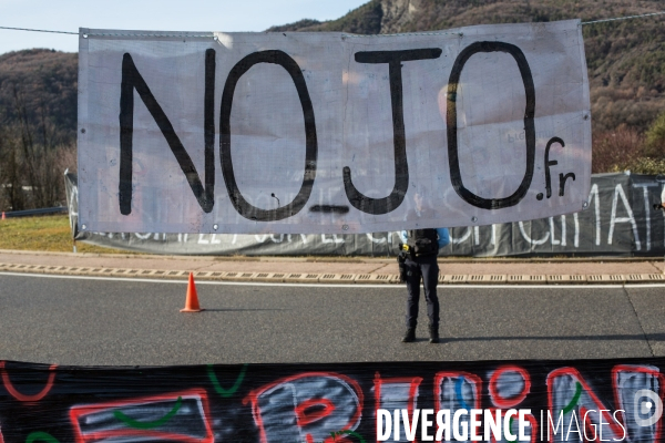 Rassemblement contre les JO 2030