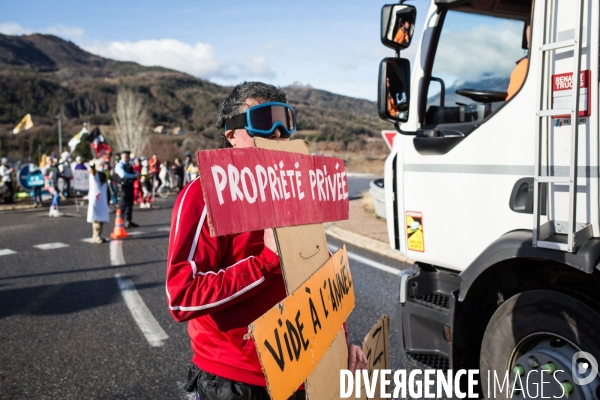 Rassemblement contre les JO 2030