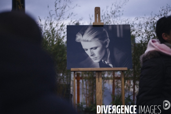 Inauguration de la rue David-Bowie