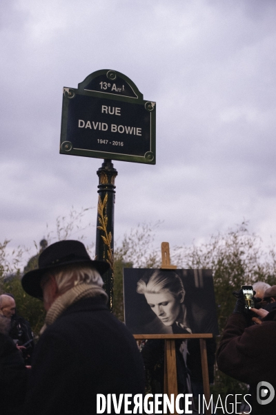 Inauguration de la rue David-Bowie
