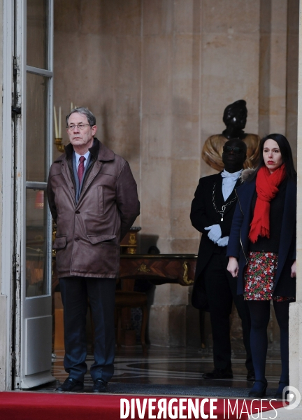 Passation de pouvoir entre Elisabeth Borne et Gabriel Attal 