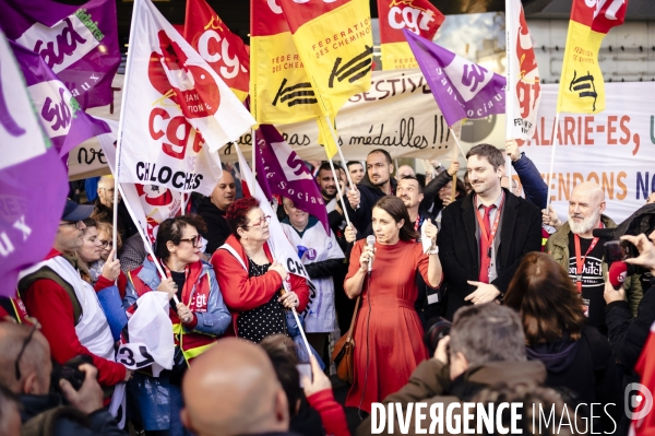 Sophie Binet au congrès national CGT Cheminots 2023 à Tours