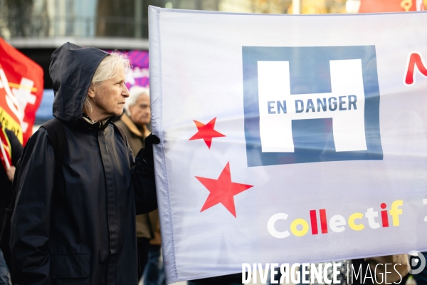 Manifestation du personnel de l hopital Clocheville de Tours le 16.11.23