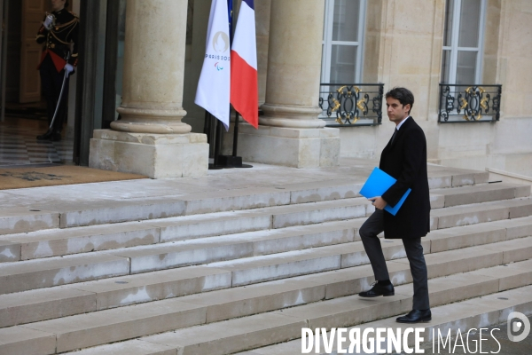 Premier Conseil des Ministres du Gouvernement ATTAL