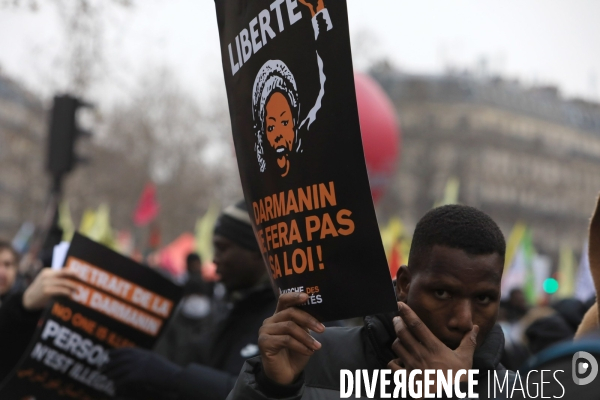 Manifestation contre la loi immigration