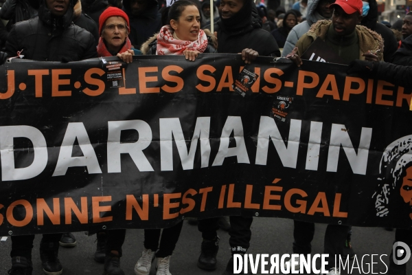 Manifestation contre la loi immigration