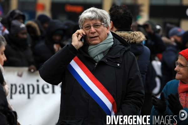 Manifestation contre la loi immigration