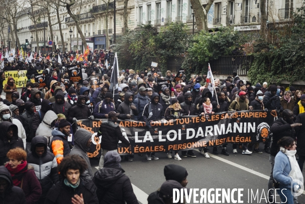 Manifestation contre la loi immigration