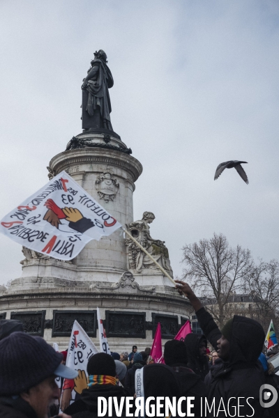 Manifestation contre la loi immigration