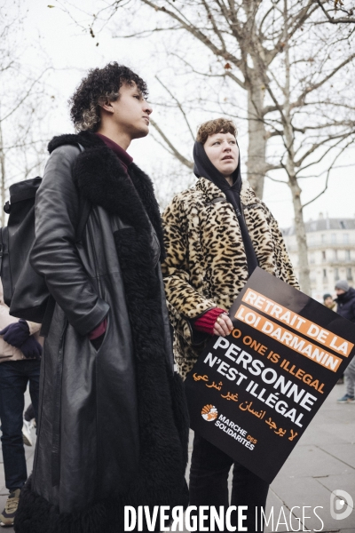 Manifestation contre la loi immigration
