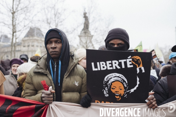 Manifestation contre la loi immigration