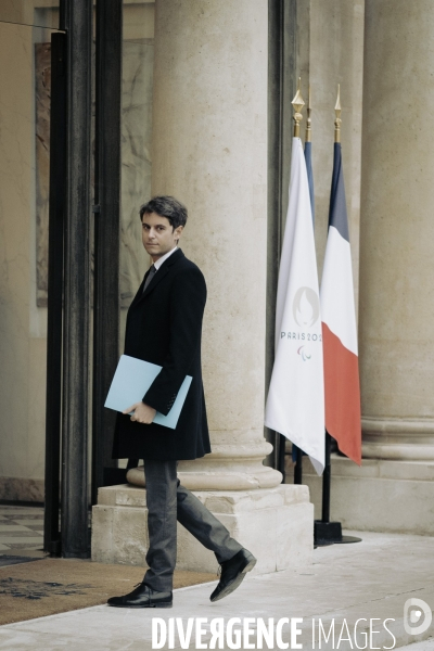 1er conseil des ministres du gouvernement Attal.