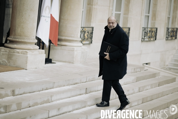1er conseil des ministres du gouvernement Attal.