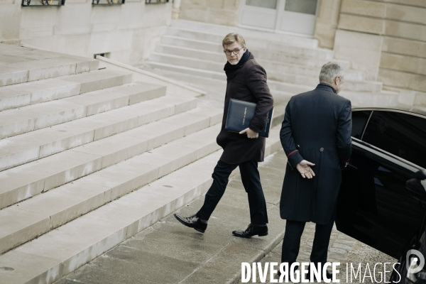 1er conseil des ministres du gouvernement Attal.