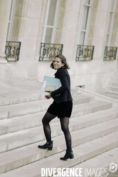 1er conseil des ministres du gouvernement Attal.