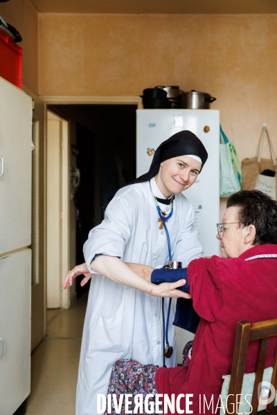 Servante des Pauvres