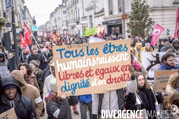 Manifestation contre la loi immigration à Tours le 14.01.2024