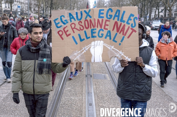 Manifestation contre la loi immigration à Tours le 14.01.2024