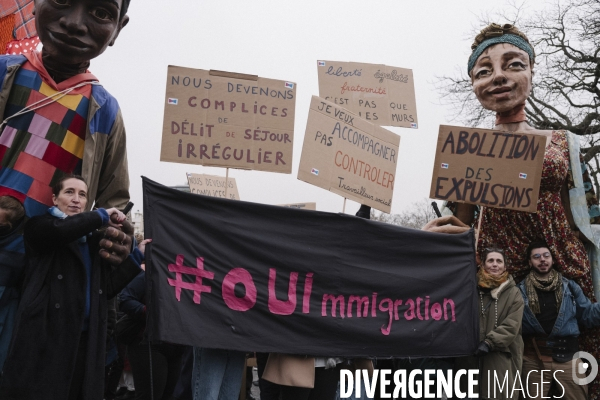 Manifestation contre la loi immigration