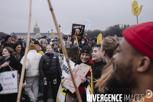 Manifestation contre la loi immigration